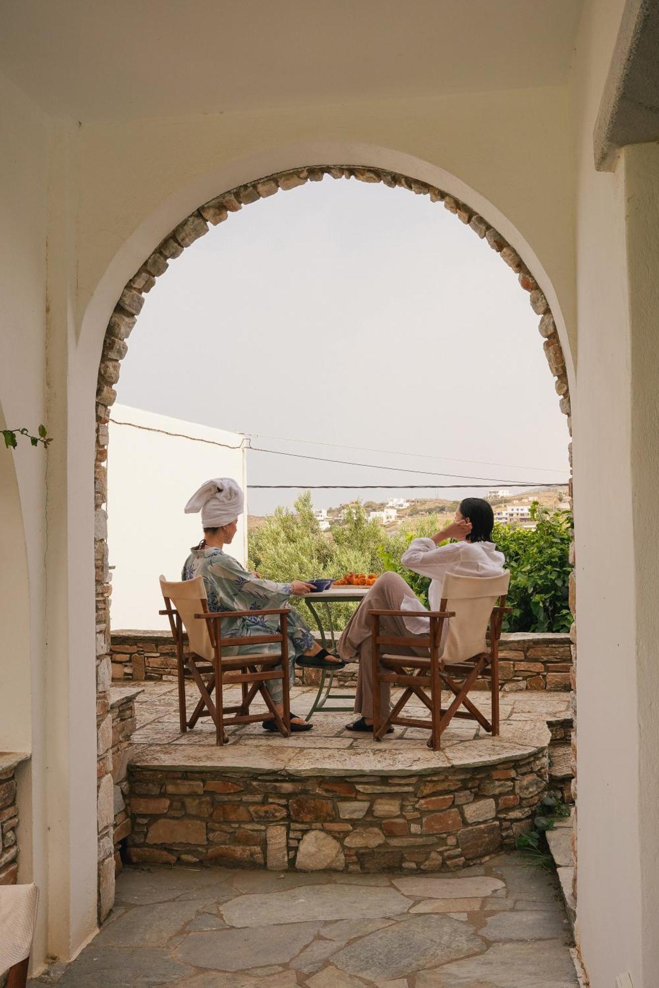 Romano Garden House - Land Tales Agios Romanos 외부 사진