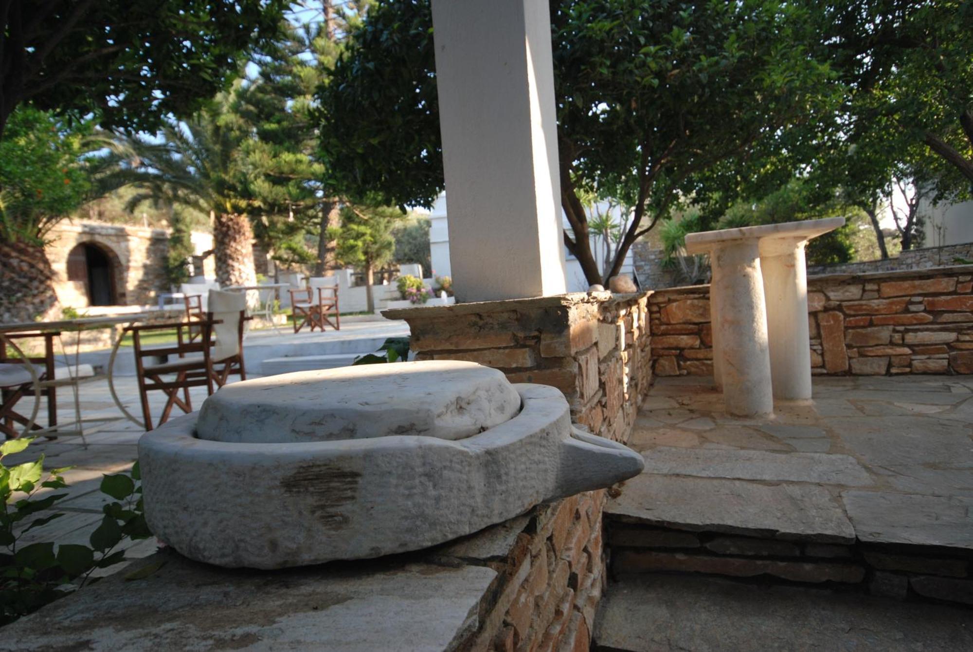 Romano Garden House - Land Tales Agios Romanos 외부 사진